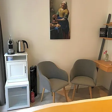 Rust Oda ve Kahvaltı 4*